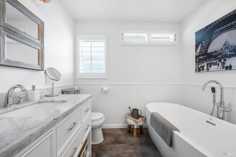 16530 Laughlin Road Guerneville CA 95446