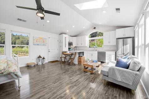 16530 Laughlin Road Guerneville CA 95446
