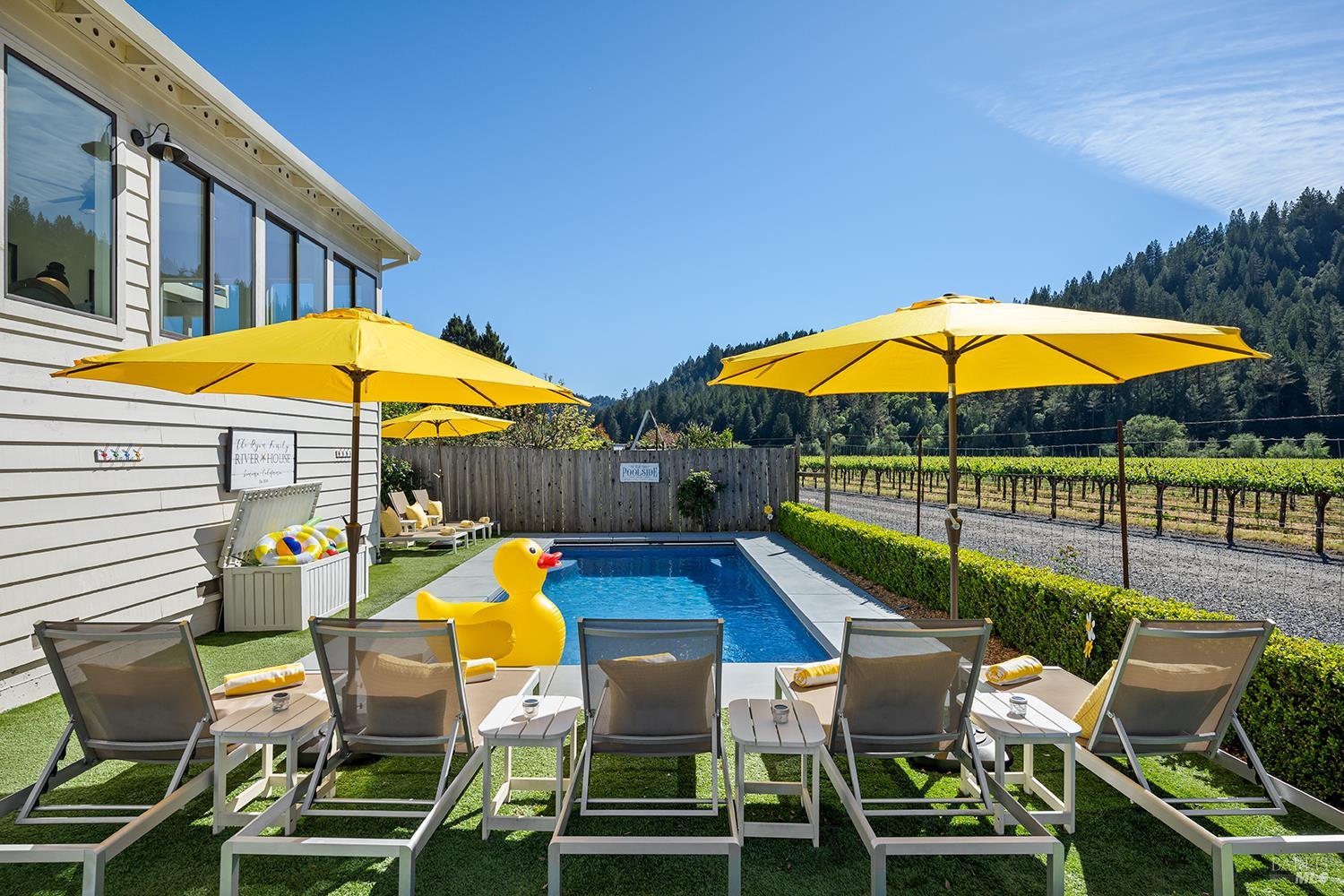 16530 Laughlin Road Guerneville CA 95446