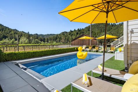 16530 Laughlin Road Guerneville CA 95446