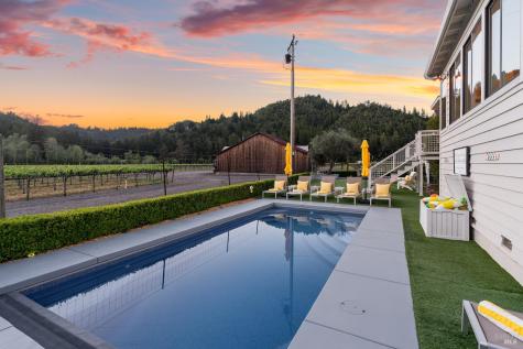 16530 Laughlin Road Guerneville CA 95446