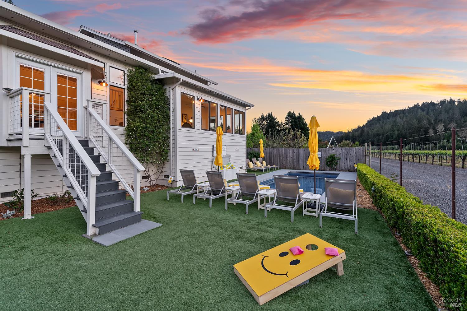 16530 Laughlin Road Guerneville CA 95446
