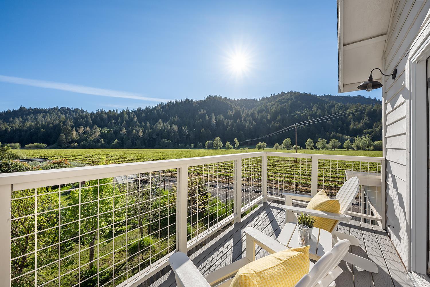 16530 Laughlin Road Guerneville CA 95446