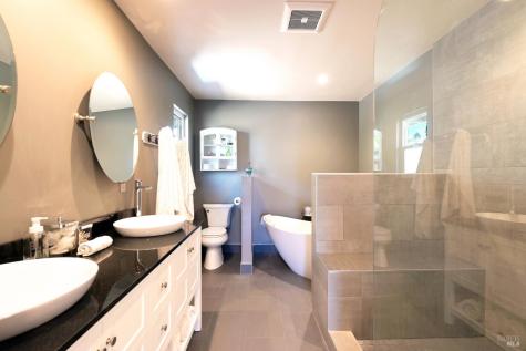 1000 E Sunnyslope Road Petaluma CA 94952