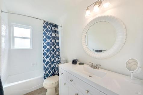 1000 E Sunnyslope Road Petaluma CA 94952