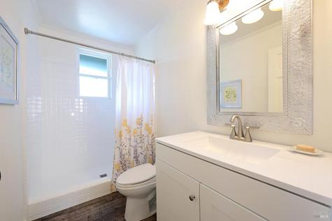 1000 E Sunnyslope Road Petaluma CA 94952