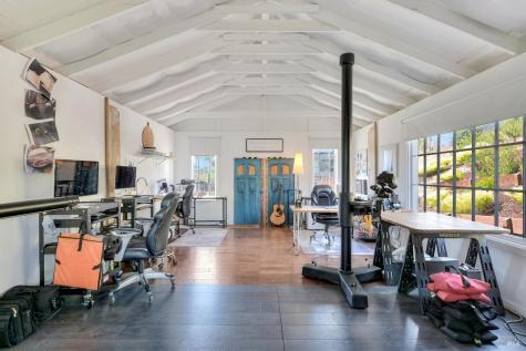 1000 E Sunnyslope Road Petaluma CA 94952