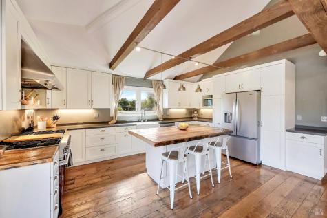 1000 E Sunnyslope Road Petaluma CA 94952