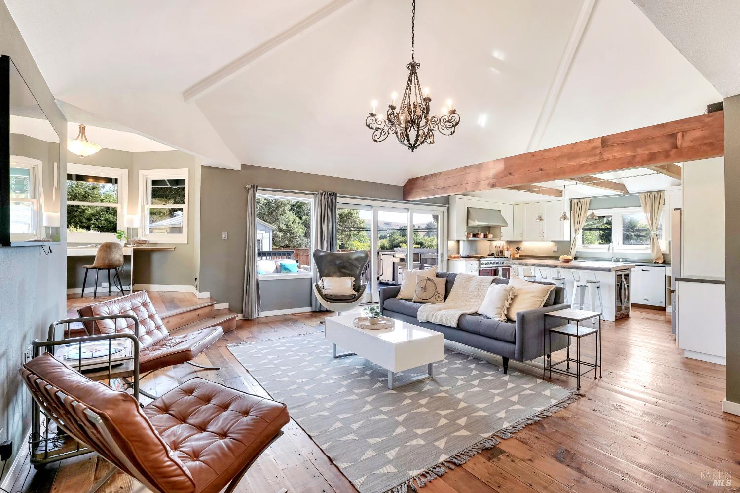 1000 E Sunnyslope Road Petaluma CA 94952