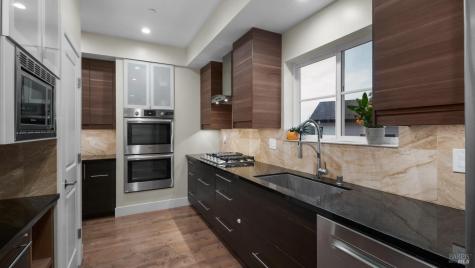 3720 Deauville Place Santa Rosa CA 95403