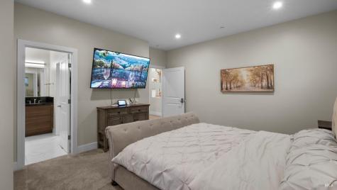 3720 Deauville Place Santa Rosa CA 95403