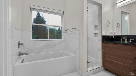 3720 Deauville Place Santa Rosa CA 95403