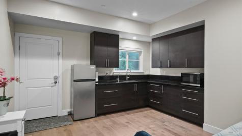 3720 Deauville Place Santa Rosa CA 95403