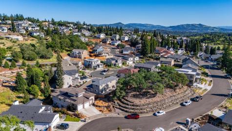 3720 Deauville Place Santa Rosa CA 95403