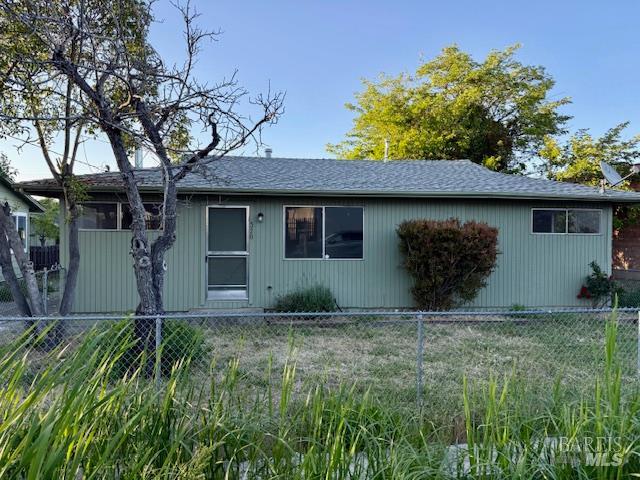 320 16th Street Lakeport CA 95453