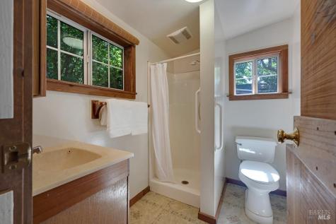 90 Laurel View Way Inverness CA 94937