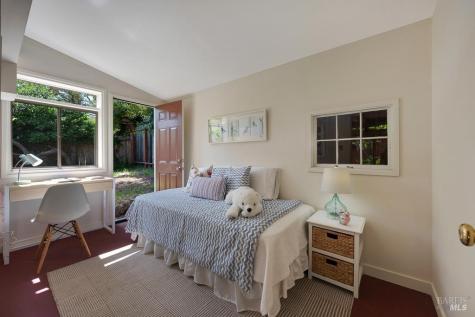 90 Laurel View Way Inverness CA 94937