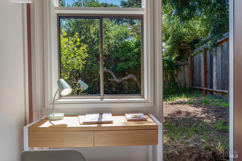 90 Laurel View Way Inverness CA 94937
