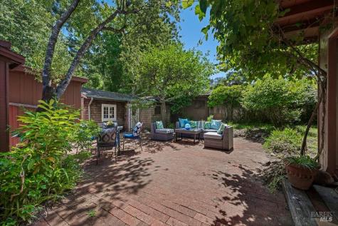 90 Laurel View Way Inverness CA 94937