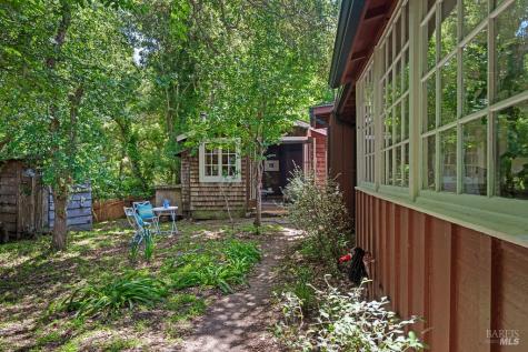 90 Laurel View Way Inverness CA 94937