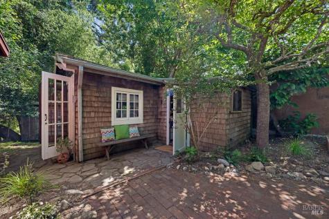 90 Laurel View Way Inverness CA 94937