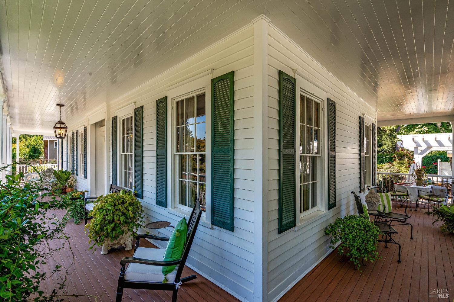 2389 Chad Court Napa CA 94558