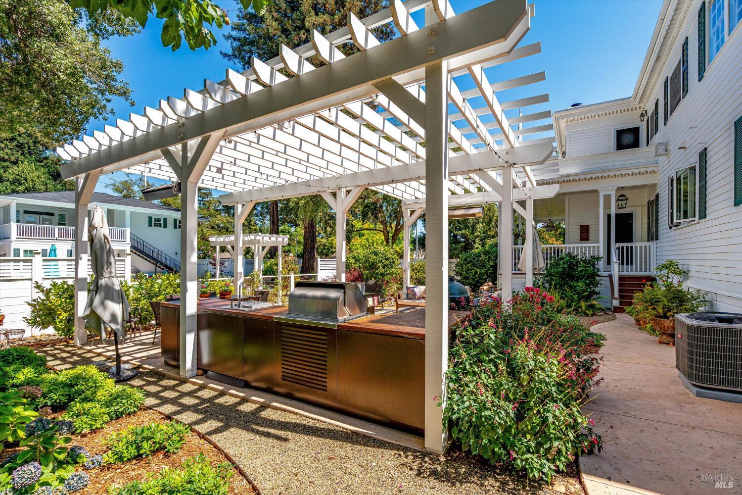 2389 Chad Court Napa CA 94558