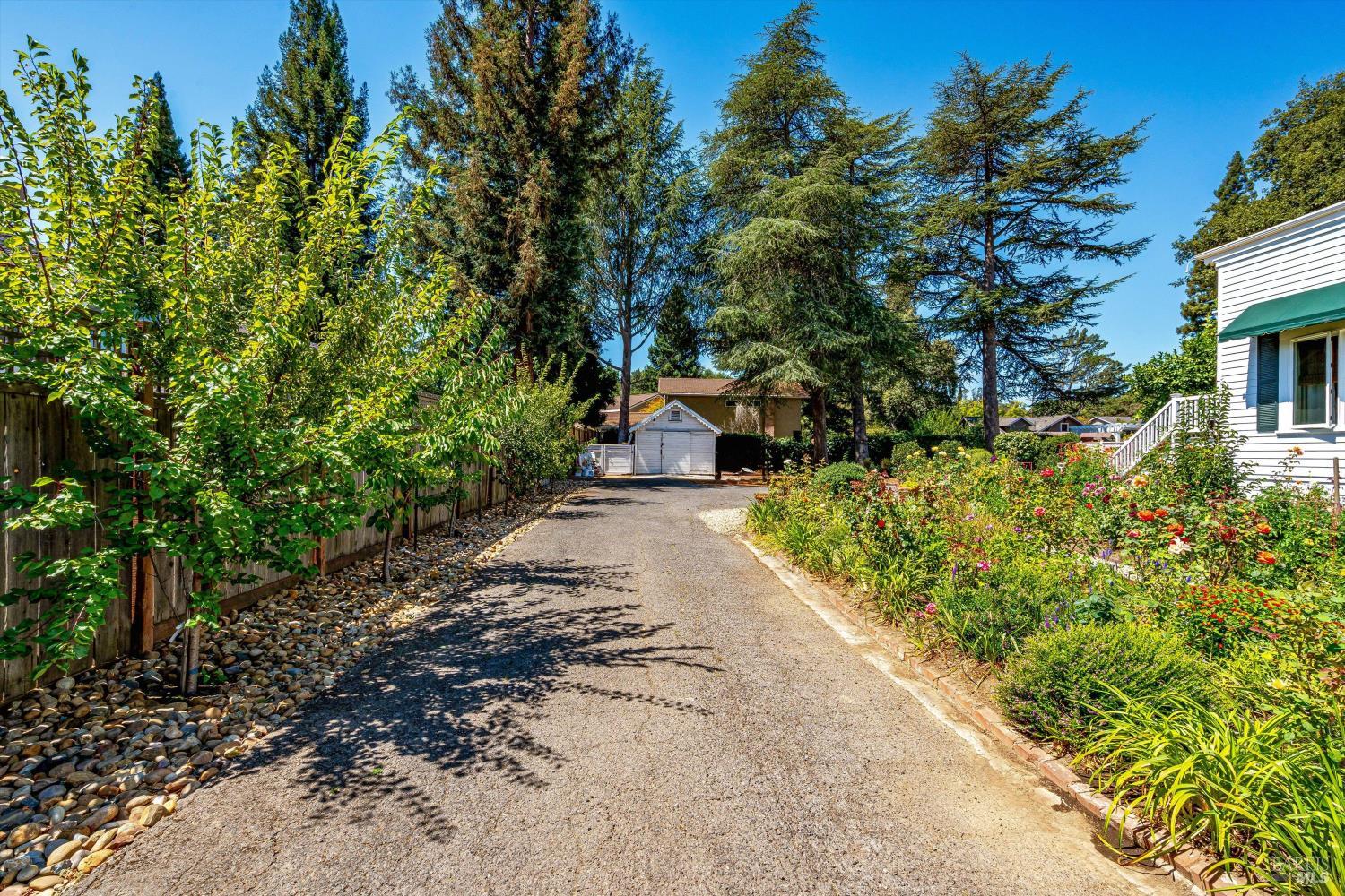 2389 Chad Court Napa CA 94558
