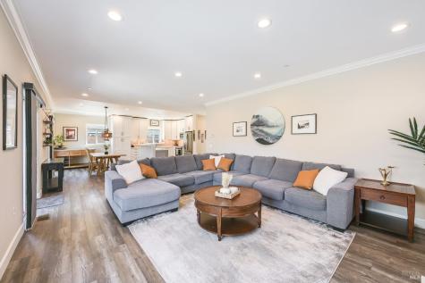 1325 Dogwood Drive Santa Rosa CA 95403