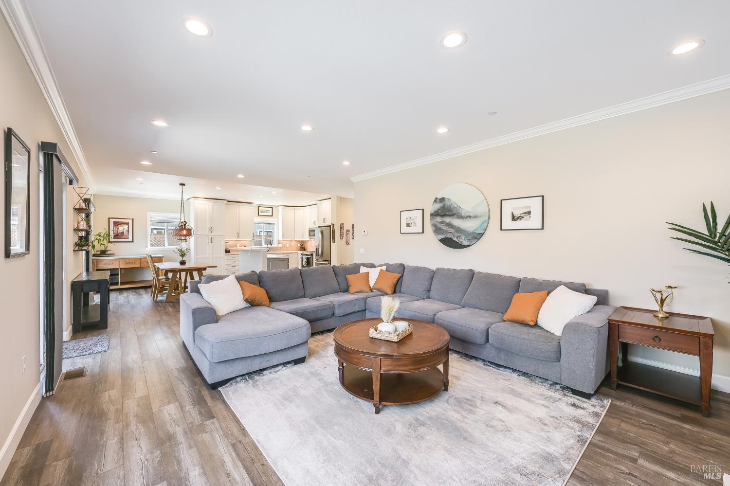 1325 Dogwood Drive Santa Rosa CA 95403