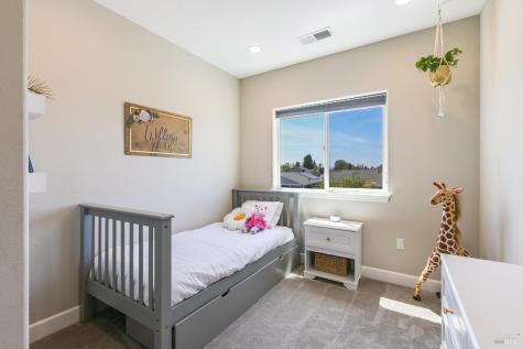 1325 Dogwood Drive Santa Rosa CA 95403
