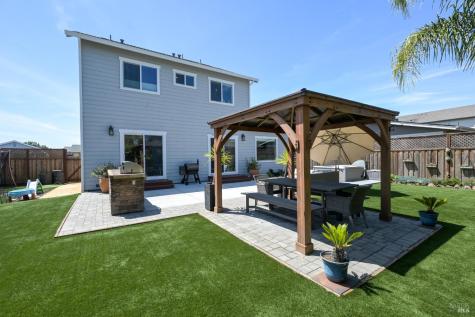 1325 Dogwood Drive Santa Rosa CA 95403