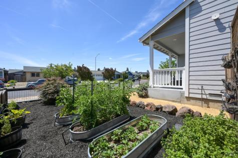 1325 Dogwood Drive Santa Rosa CA 95403