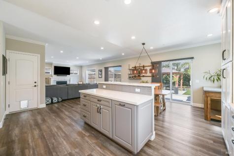 1325 Dogwood Drive Santa Rosa CA 95403