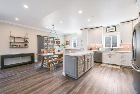 1325 Dogwood Drive Santa Rosa CA 95403