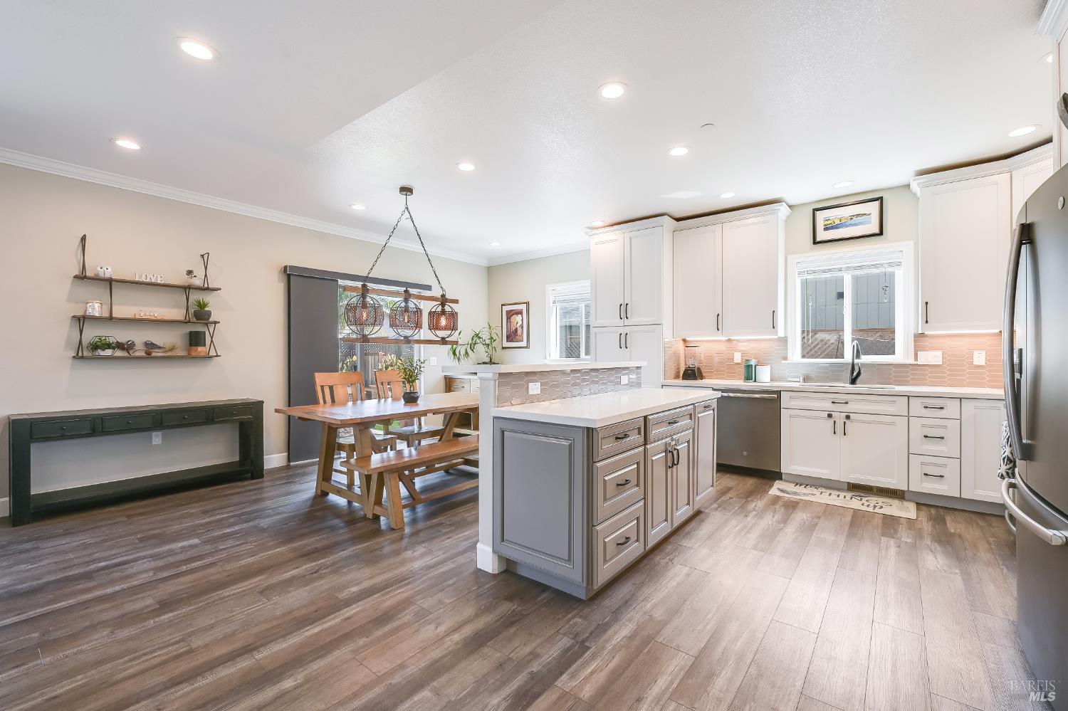 1325 Dogwood Drive Santa Rosa CA 95403