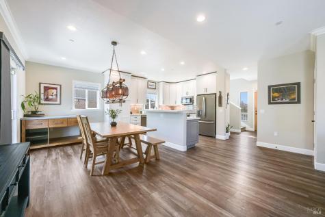 1325 Dogwood Drive Santa Rosa CA 95403