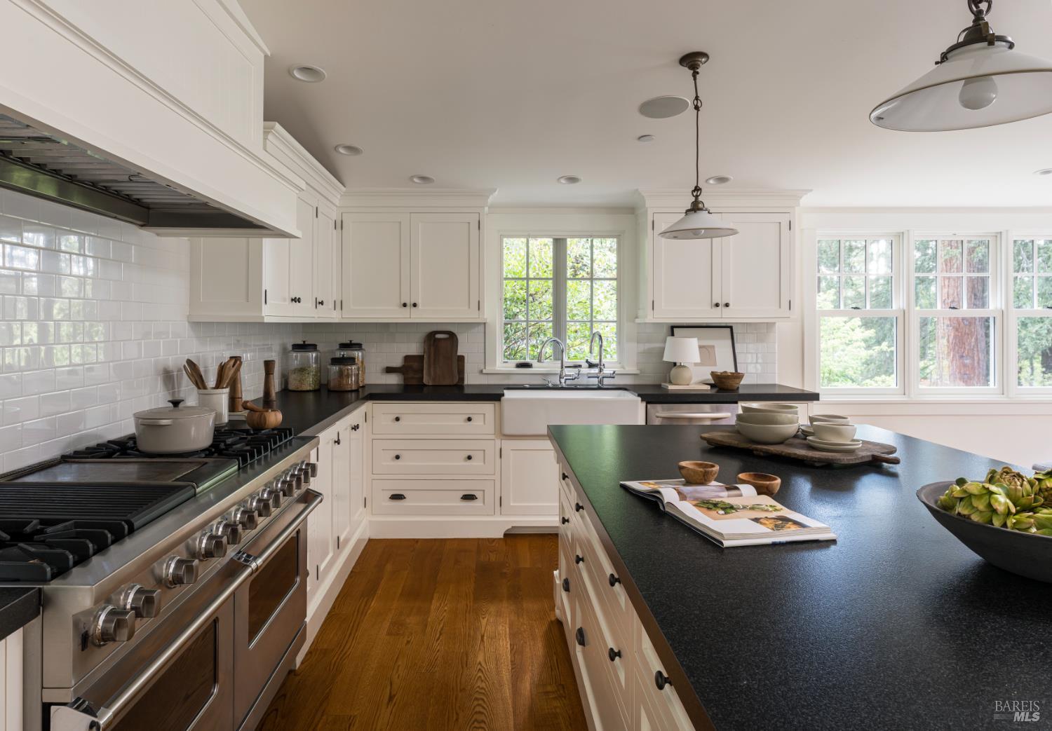 19 Woodside Way Ross CA 94957