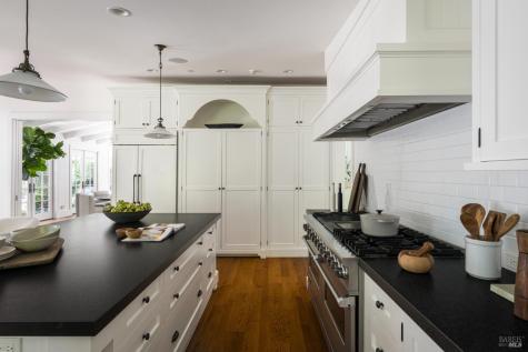 19 Woodside Way Ross CA 94957