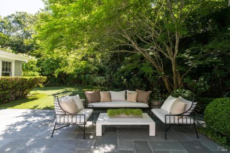 19 Woodside Way Ross CA 94957