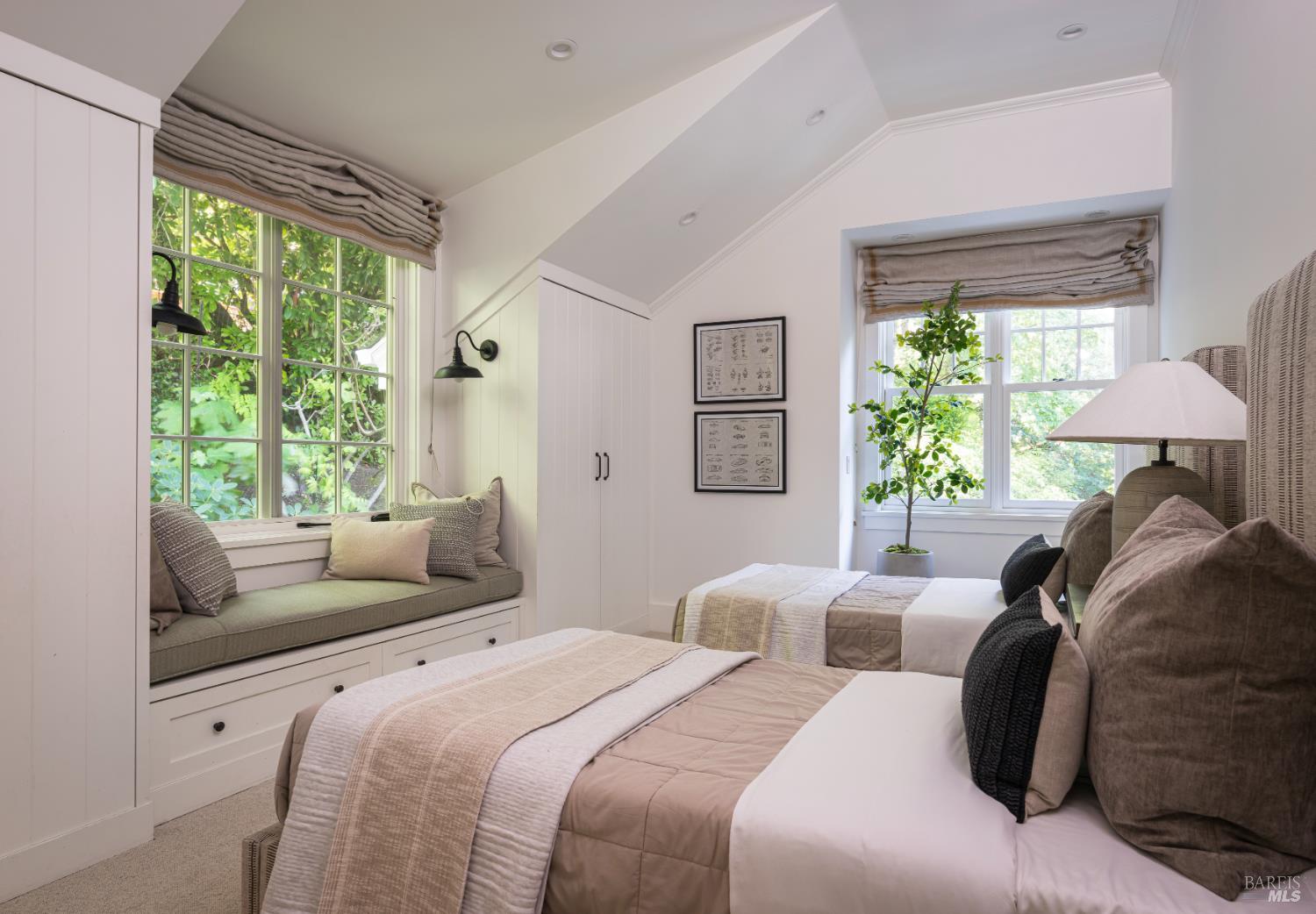 19 Woodside Way Ross CA 94957