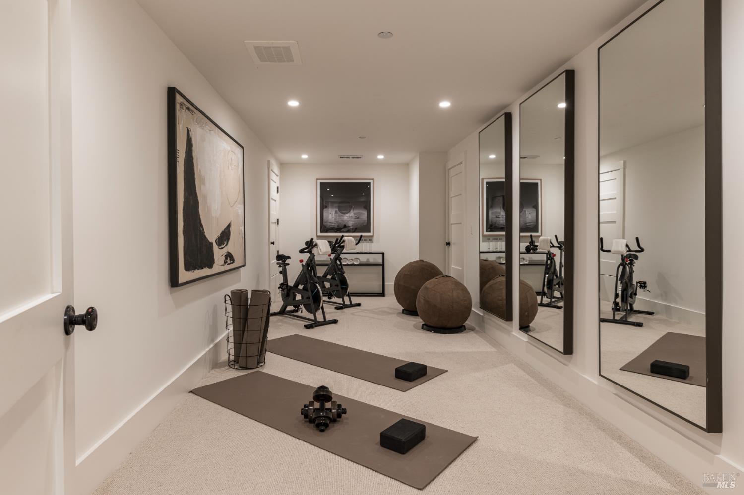 19 Woodside Way Ross CA 94957
