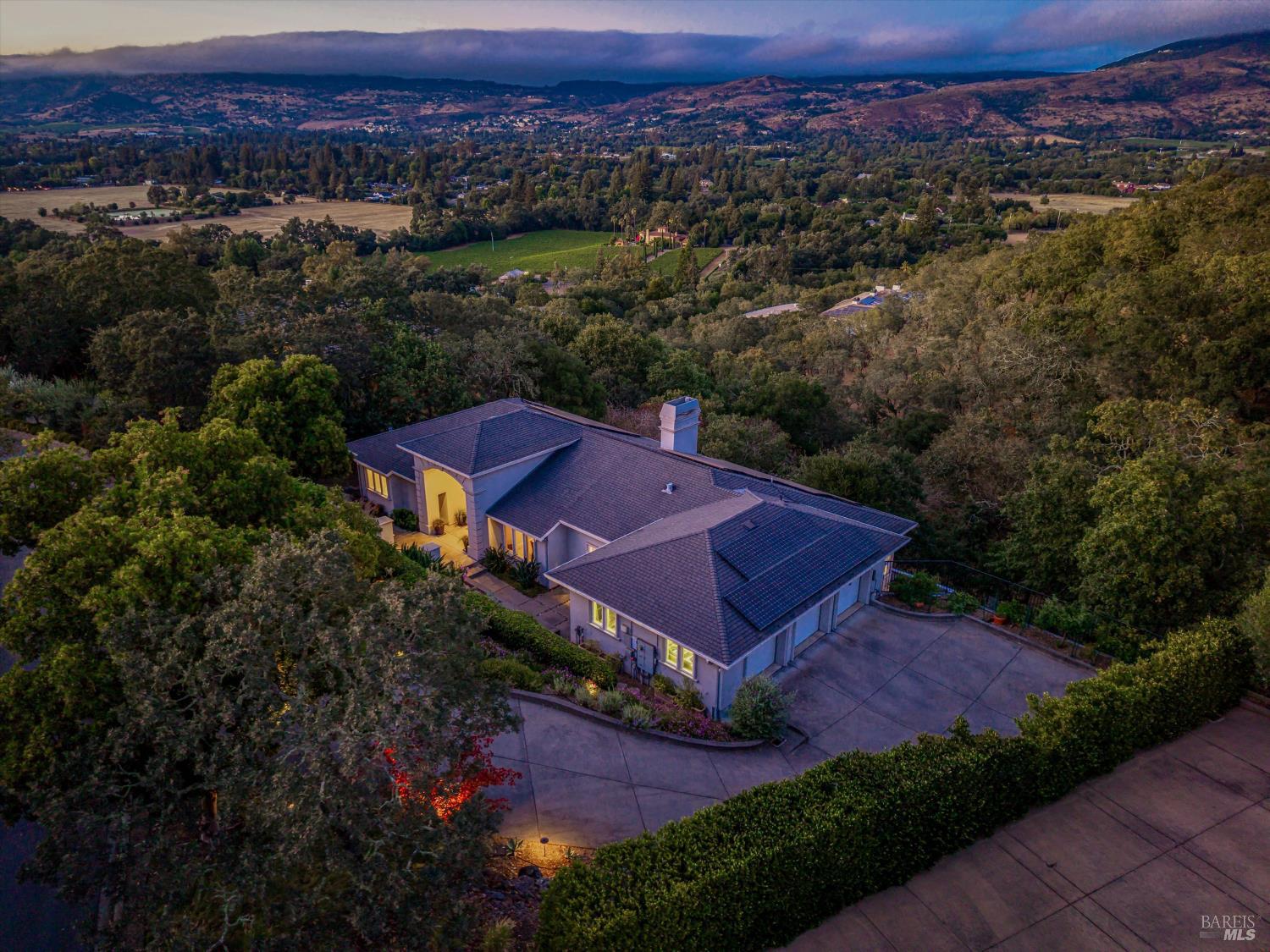 26 Old Coach Road Napa CA 94558