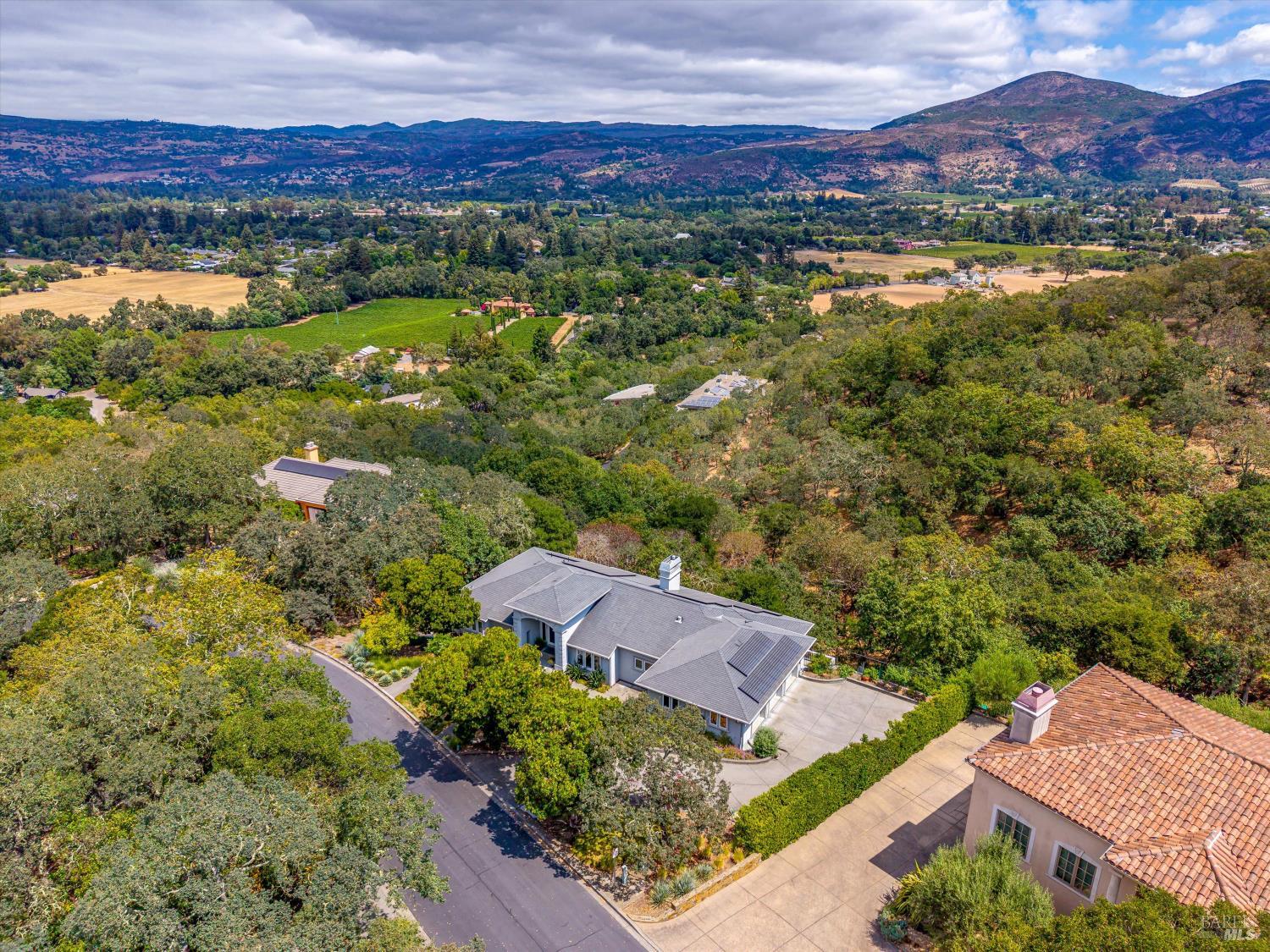 26 Old Coach Road Napa CA 94558