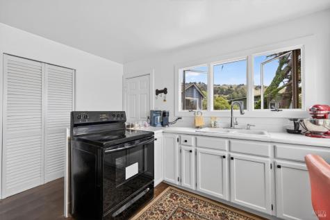 10591 Pacific Avenue Jenner CA 95450