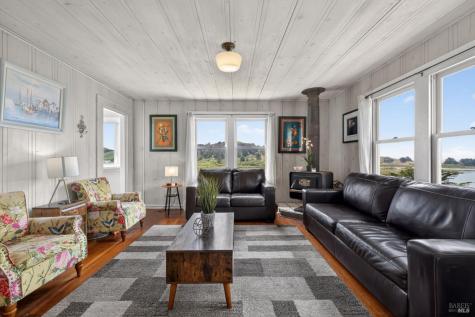 10591 Pacific Avenue Jenner CA 95450