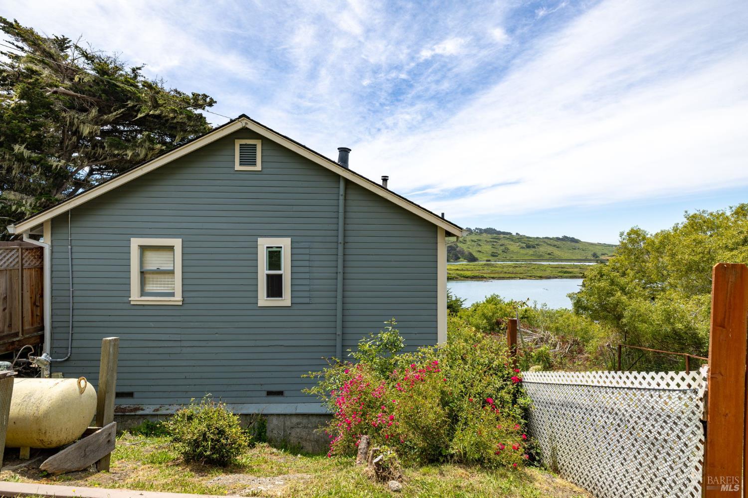 10591 Pacific Avenue Jenner CA 95450
