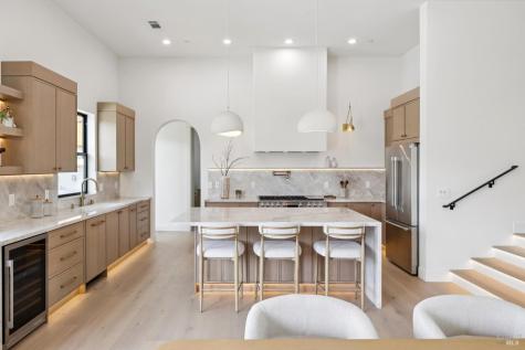 2154 Vintage Circle Santa Rosa CA 95404