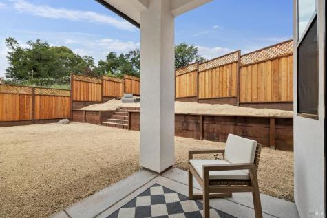 2154 Vintage Circle Santa Rosa CA 95404