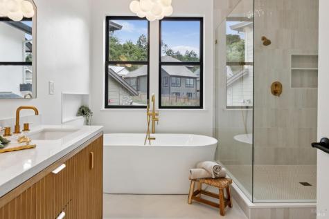 2154 Vintage Circle Santa Rosa CA 95404
